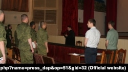 Приговор сержанту Павлу Тынченко зачитали в части. 2 июня 2015