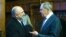 د روسیې د بهرنیو چارو وزیر سرګي لاوروف له خپل افغان سیال محمد حنیف اتمر سره 