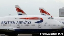 British Airways halted services to Pakistan following a deadly hotel bombing in 2008. 