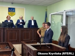 Апеляційна палата Вищого антикорупційного суду 15 вересня залишила Єлизавету Івахненко, одну з підозрюваних у справі «Карфаген», під вартою з альтернативою застави у 20 мільйонів гривень