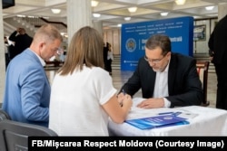 Partidul „Mișcarea Respect Moldova”, condus de Marian Lupu, a depus la CEC actele pentru alegerile parlamentare din 28 septembrie.