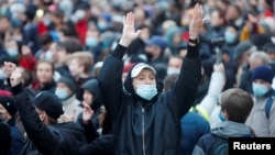 Мітинги на підтримку Навального в Москві, Петербурзі та інших містах (фотогалерея)