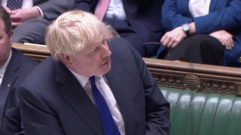 Britanski premijer odbija da podnese ostavku uprkos pritiscima 