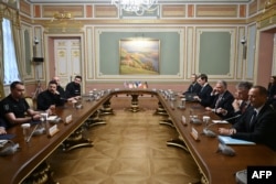 Переговори української та американської делегацій у Києві під час візиту Стіва Віткоффа та Джареда Кушнера до України. 6 вересня 2026 року
