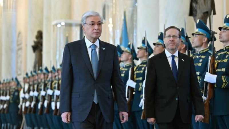 Таяу Шығыстағы ахуал күрделі кезде Израиль президенті Астанаға келді