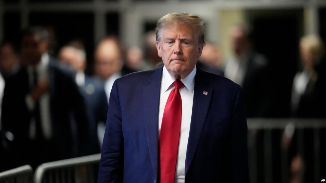 Дональд Трамп перед судом в Нью-Йорке. Февраль 2024 года