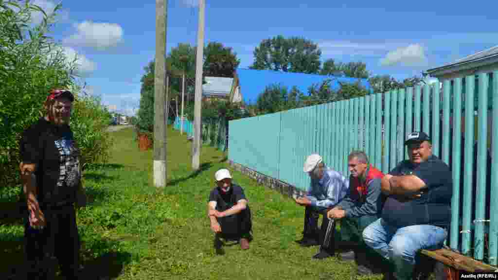 Кече Ырбишча авылы кешеләре