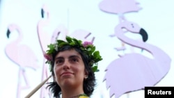 Protestat në Shqipëri u bënë të njohura si Revolucioni i Flamingove.