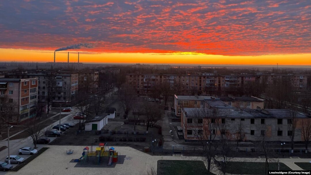 Localitățile de pe malul stâng al Nistrului sunt asigurate cu energie electrică de centrala de la Cuciurgan, care funcționează pe bază de cărbune, după oprirea gazelor de către Gazprom prin Ucraina.