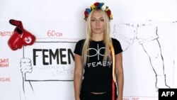 Одна з активісток Femen Інна Шевченко вже отримала політичний притулок у Франції