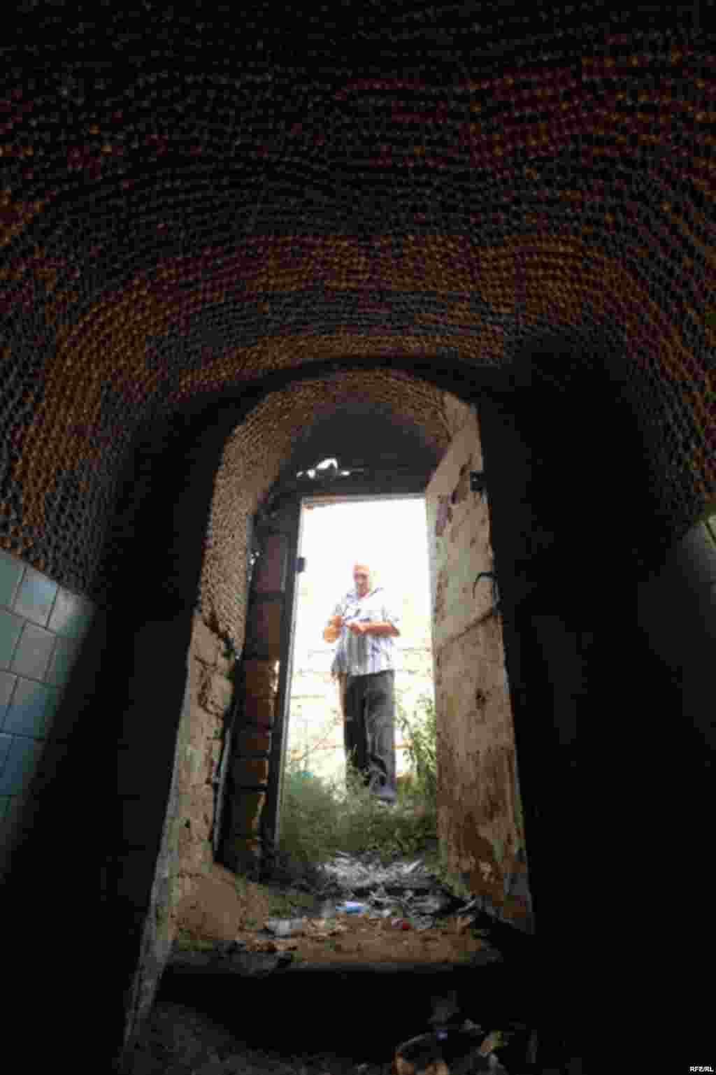 Coratda tərk edilmiş qədim hamam #13