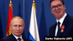 Președintele Vladimir Putin cu omologul său sârb Aleksandar Vučić, la Belgrad, 17 ianuarie 2019