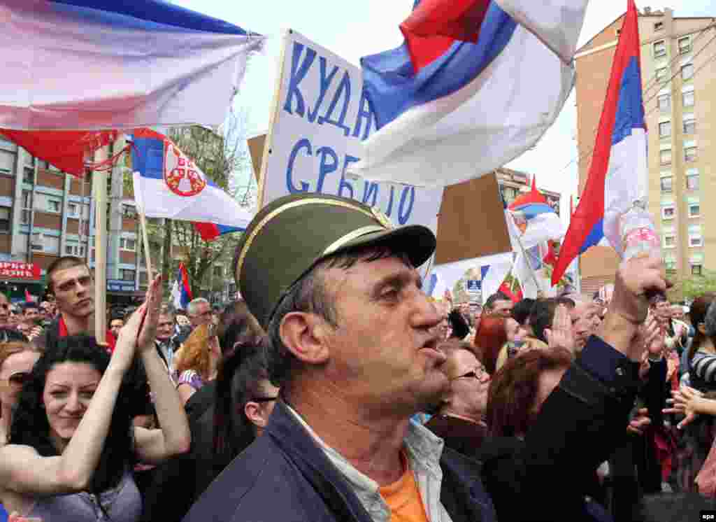 Kosovo - Etnički Srbi na protestu u Mitrovici, 22. april 2013.  
