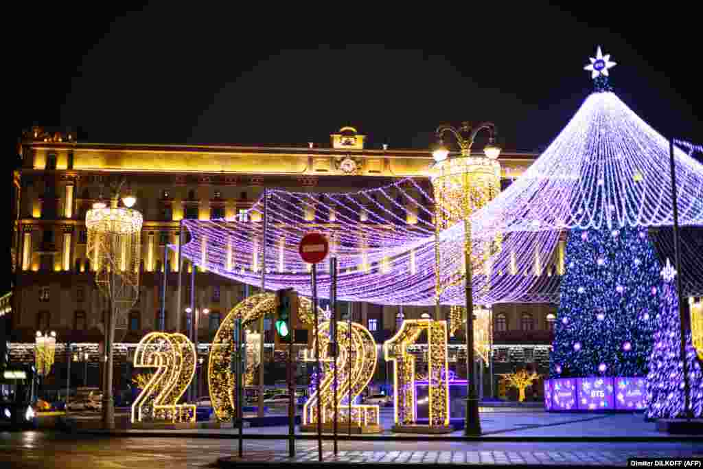 Вид на штаб-квартиру ФСБ России в центре Москвы, 21 декабря. (AFP/Димитар Дилкофф)