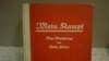 Un exemplar din cartea lui Hitler expusă la Muzeul german
