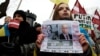 Акция протеста против российского вторжения в Украину у посольства России в Латвии. Рига, 2 марта 2022 года
