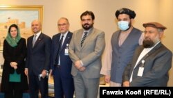 شماری از اعضای هیئت مذاکره کننده دولت افغانستان