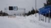 На закритому прикордонному пункті пропуску Ваалімаа між Фінляндією та Росією у Віролахті, Фінляндія, встановлено шлагбауми, 14 січня 2024 року