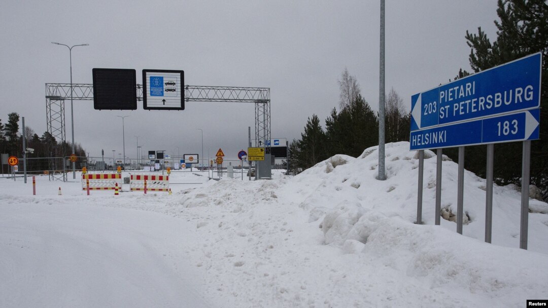 Finlanda a închis în noiembrie anul trecut toate punctele de trecere a frontierei de la granița cu Rusia, invocând criza provocată de Moscova prin trimiterea valurilor de migranți în zonă.