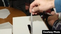 ორმაგი მოქალაქეობის პრობლემა აქტუალურია მასობრივი ემიგრაციის ფონზე.