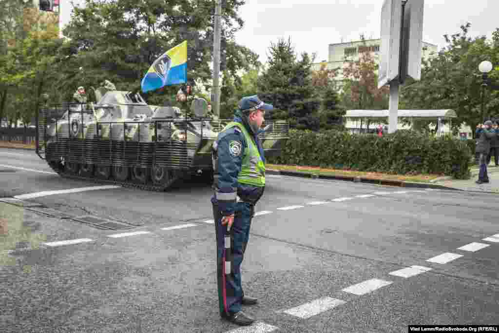 Під час маршу на центральній вулиці було перекрито рух громадського транспорту