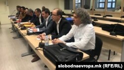 Обвинетите Миле Јанакиески, Спиро Ристовски, Трајко Вељаноски и Владимир Атанасовски на прво рочиште од судењето за „27 април“