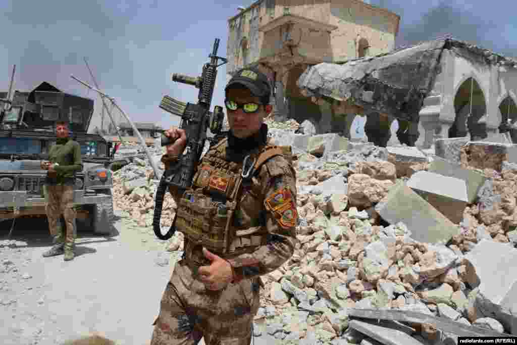 ارتش عراق روز پنجشنبه هشتم تیر ماه اعلام کرد&nbsp;مسجد النوری در غرب شهر موصل بازپس گرفته شده&zwnj;است. ابوبکر بغدادی، رهبر گروه حکومت اسلامی، سه سال پیش در این مسجد خلافت خود را اعلام کرده بود. 