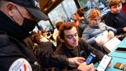 Сега във Франция зеленият сертификат е задължително условие за посещение в ресторант