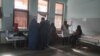 شماری از کارمندان صحی زن: وضع محدودیت های طالبان بر زنان ما را نیز صدمه زده است