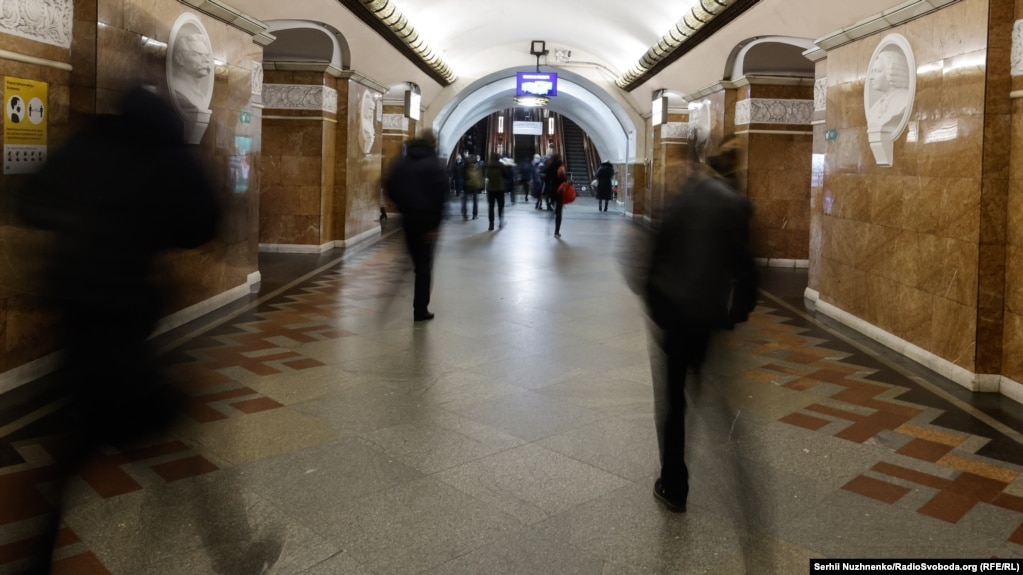Një stacion në sistemin e metrosë në Kiev.