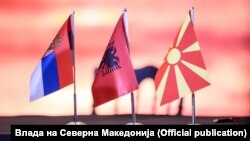 Знамињата на Србија, Албанија и Северна Македонија на средбата на лидерите на Отворен Балкан во Тирана