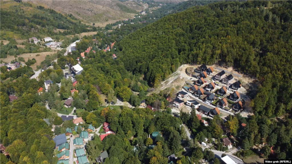 Štrpce je jedna od šest opština sa srpskom većinom južno od rijeke Ibar na Kosovu.