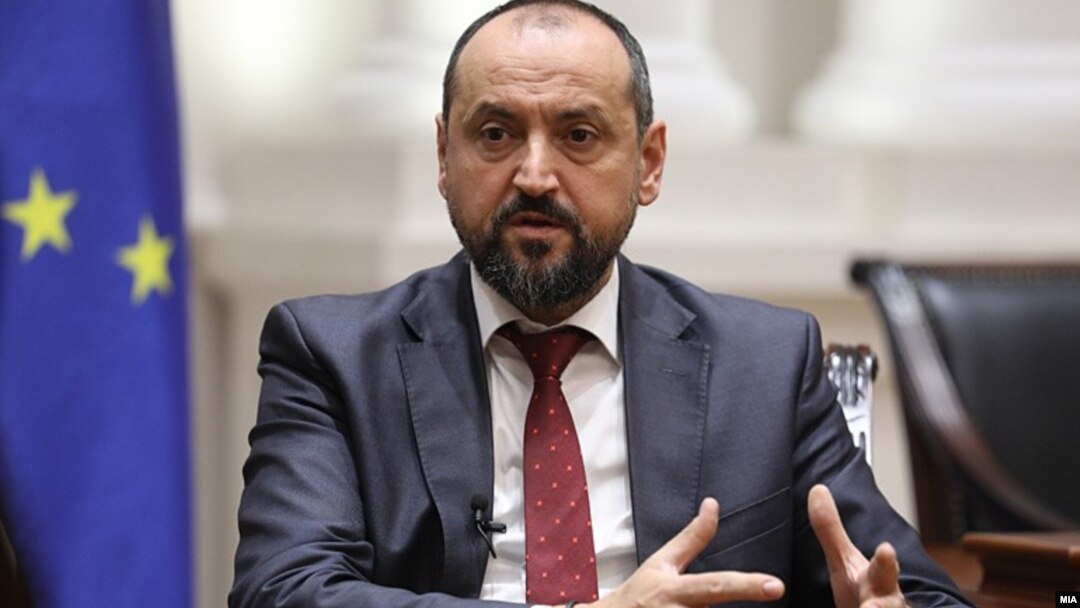Вицепремиерот за економски прашања, Фатмир Битиќи.