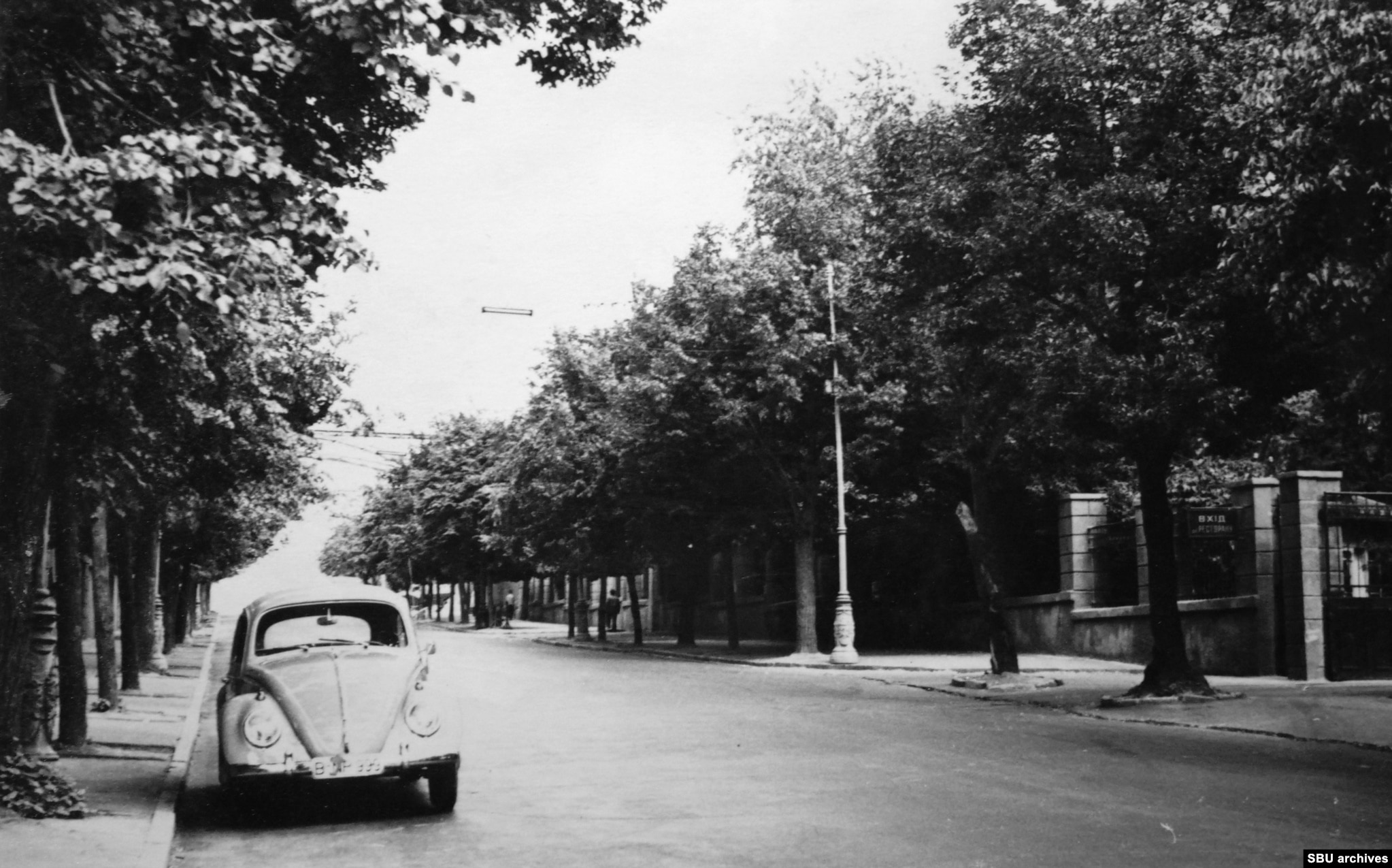 A photo made of Makinen’s VW in Soviet Ukraine, allegedly as KGB agents were planning a search of the vehicle.