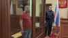 Отца политика Ивана Жданова снова отправили в СИЗО после условного приговора