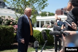 Дональд Трамп выступает перед журналистами, комментируя свой предстоящий визит в КНР. Вашингтон, 12 мая 2026 года