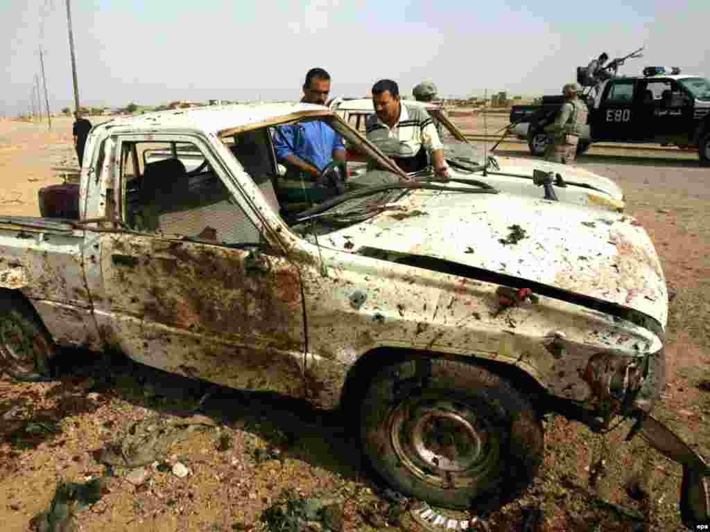 Irak - Bombaš samoubica - Na sjeveru Iraka, u Kirkuku, jedan bombaš samoubica ubio je osam članova američke patrole i ranio sedam osoba. 