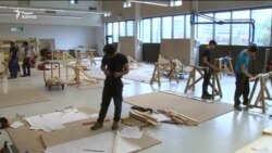 Франция в спешке обучает плотников для восстановления собора Парижской Богоматери