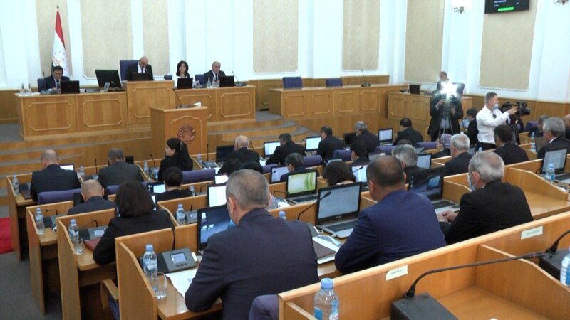 В Таджикистане на деятельность нижней палаты парламента в 2023 году выделено около 2,7 млн долларов