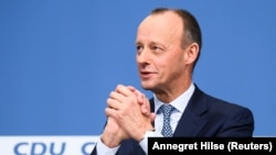 A német CDU elnöke, Friedrich Merz pártja székházában Berlinben 2021. december 17-én