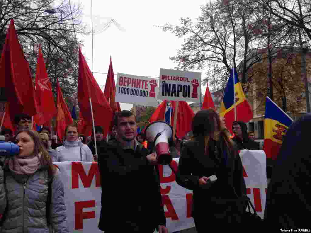 Cele două coloane de protestatari s-au întâlnit în centrul capitalei