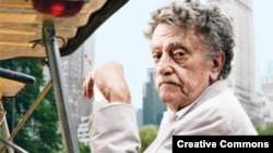  Kurt Vonnegut