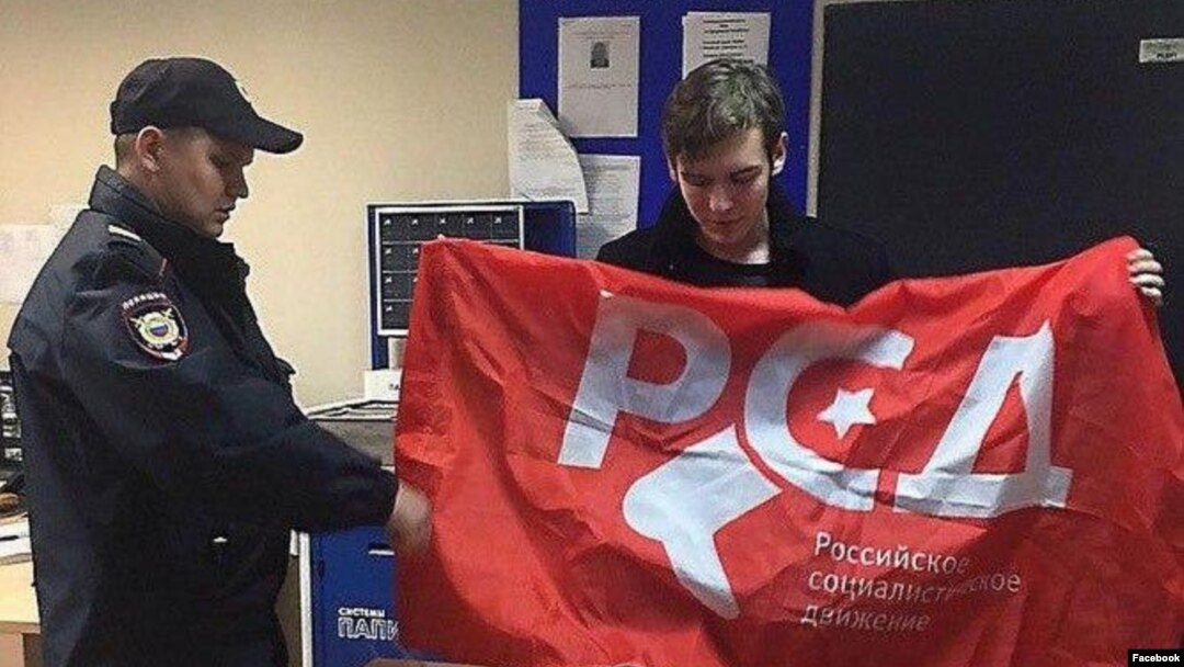 Дмитрий Морозов в отделении полиции 