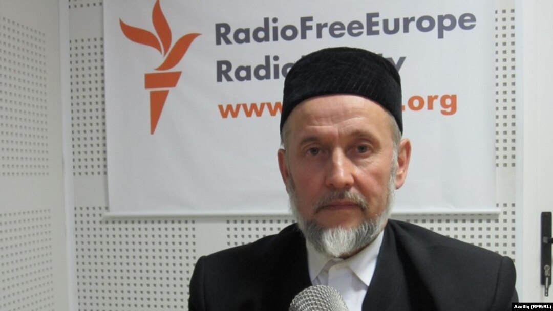 Габделхәмит хәзрәт Зиннәтуллин: "1990нчы елларда милли хәрәкәтнең кабынган вакыты иде. Ул вакытта дин әһелләре дә читтә тормады."