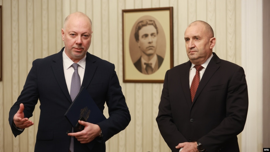 Премиерът Росен Желязков от ГЕРБ и президентът Румен Радев