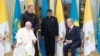 Ferenc pápa és Kaszim-Zsomart Tokajev kazah elnök találkozója Nur-Szultanban 2022. szeptember 13-án