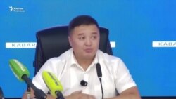 Мектепте китеп тартыш: Агартуу министрлиги менен "Учкундун" түшүндүрмөсү 