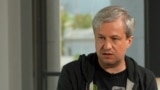 Антон Долин