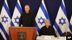 Premijer Izraela Benjamin Netanyahu (desno) i ministar odbrane zemlje Yoav Gallant, Tel Aviv, Izrael, 28. oktobar 2023.