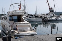 Spora imunizacija i varljivost pandemije nagovještavaju najneizvjesniju turističku sezonu poslednjih par decenija (na fotografiji marina u Tivtu)